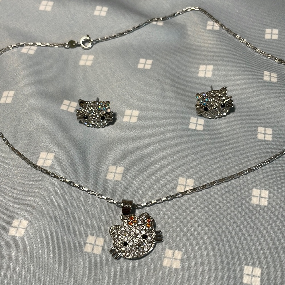 Silver hello kitty necklace and earrings set